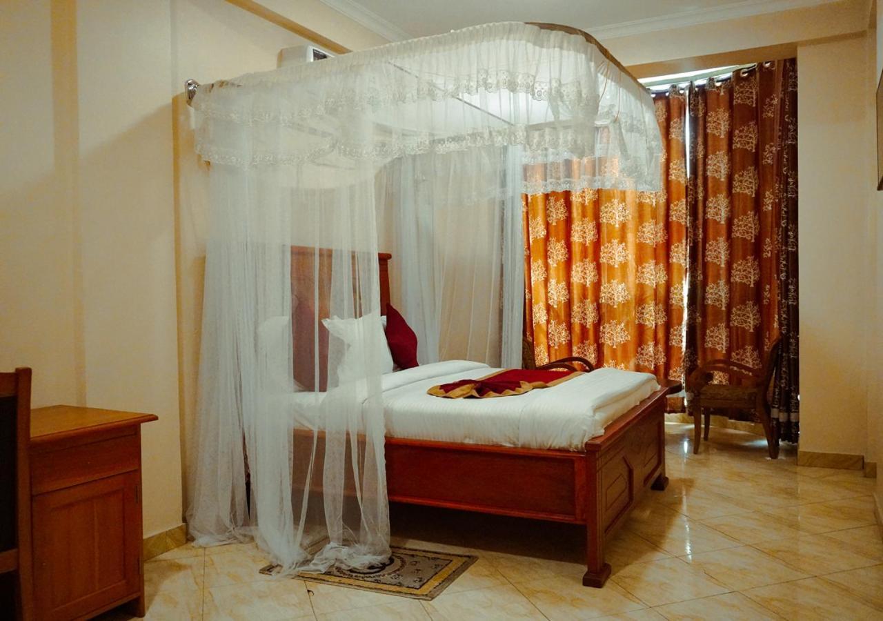 Senator Hotel Arusha Extérieur photo