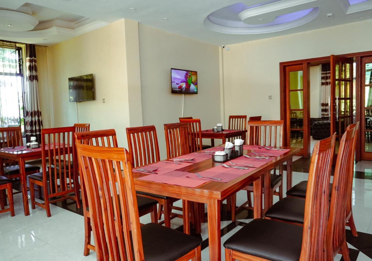 Senator Hotel Arusha Extérieur photo